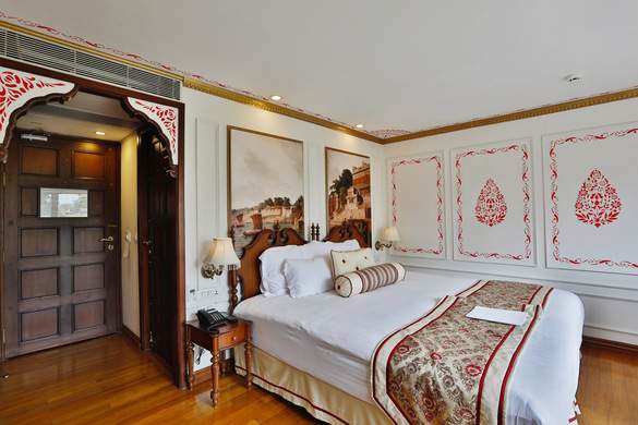 RV Ganges Voyager Colonial Suite ©CroisiEurope 1.JPG